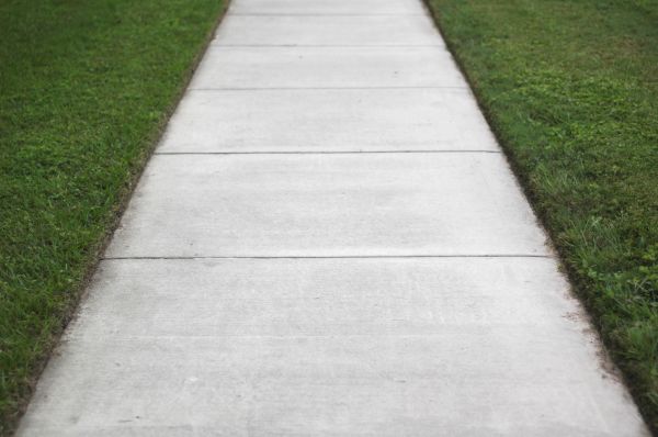Cost of Concrete Walkway Replacement in Mason